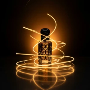 عطر ميدان دبي توب – زيت عطري نقي ممزوج بالمسك الإسباني – 1 تولة (12 جرام) - الصورة 7